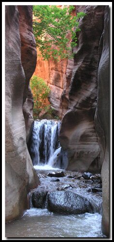 Kanarra Creek Slot Canyon in Kanarraville, Utah